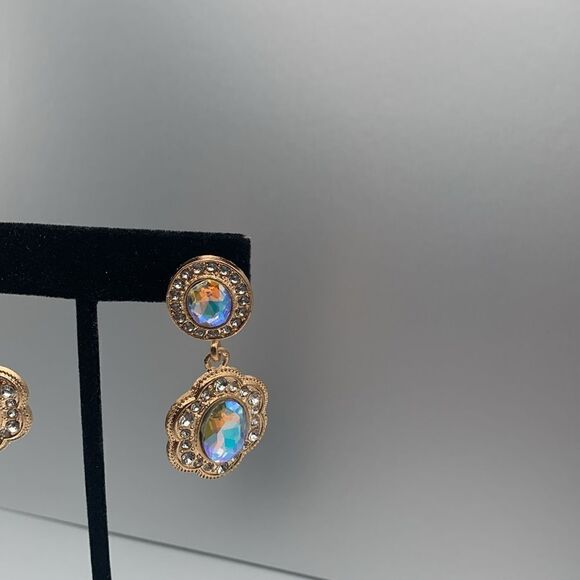 Stunning Vintage Aurora Borealis Glass cabochon drop earrings, Unmarked - Picture 3 of 5